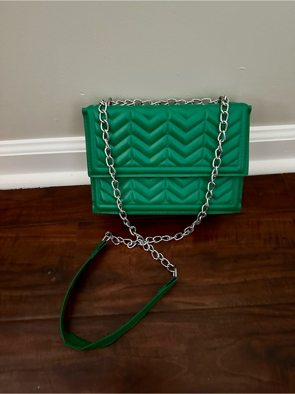 Green Quilted Chain-Strap Shoulder Bag